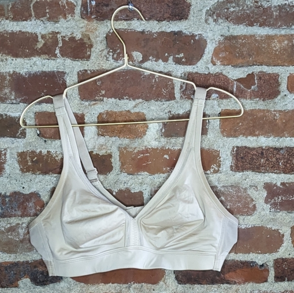 Cacique 40C Light Nude Unlined Bra